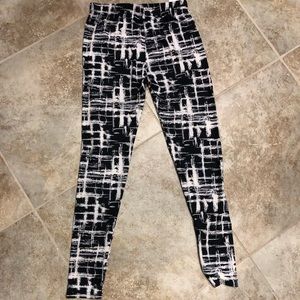 B&W Leggings
